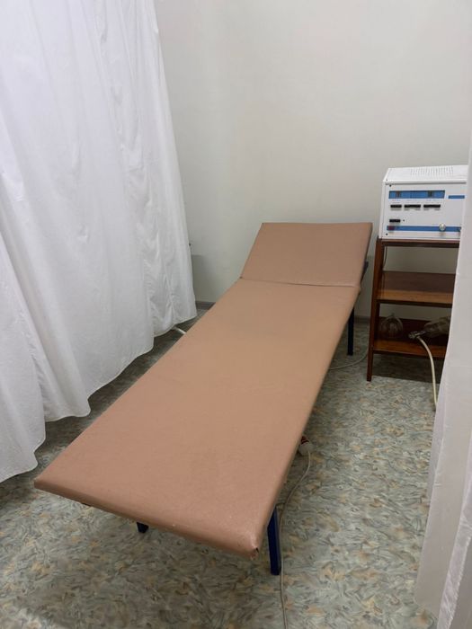 Продам кушетка медицинский