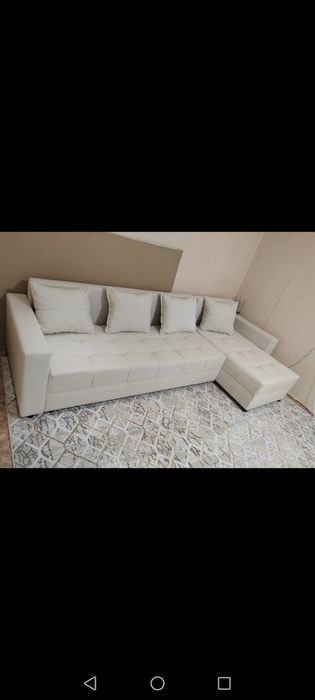 Продам диван угловой