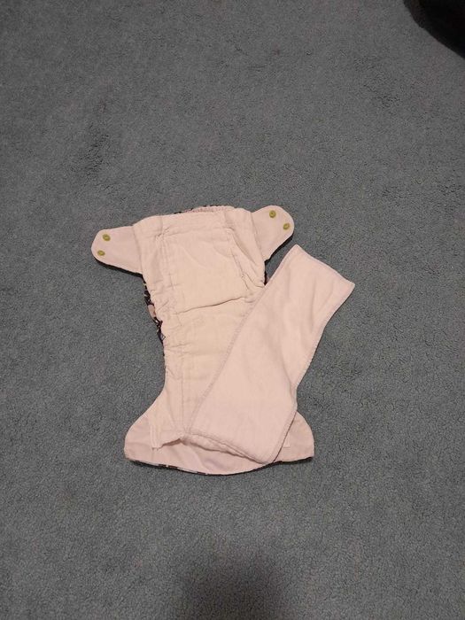 Lot 20 scutece textile cu inserturi si saculet