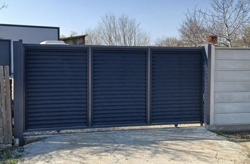 Executam garduri și porți la comanda clientului