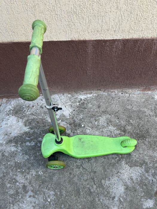 Bicicleta , trotineta,  masinuta folosite in stare buna