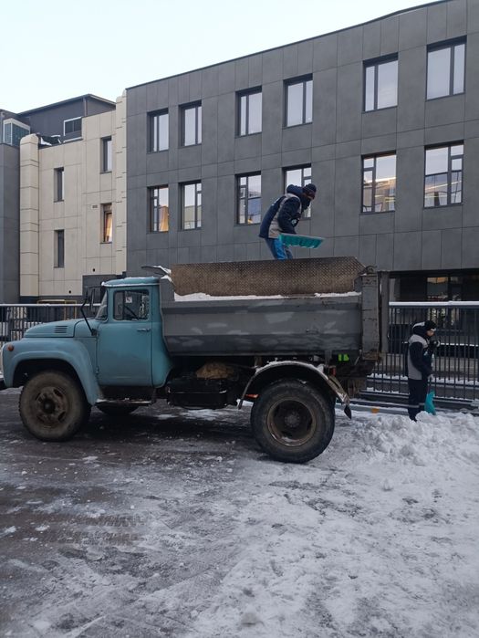 Вывоз снега с погрузкой и без