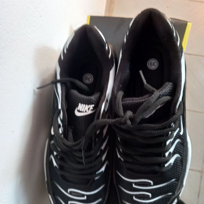 Nike, 39 номер, нови