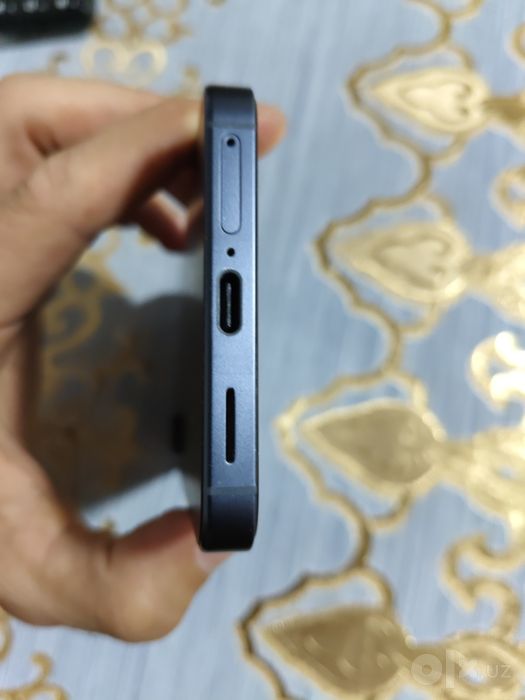 Samsung S25 xotrasi 12.128gb