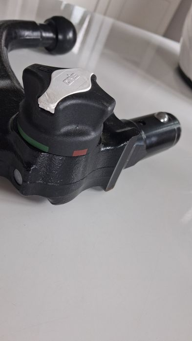 Cirlig auto detasabil cu chei