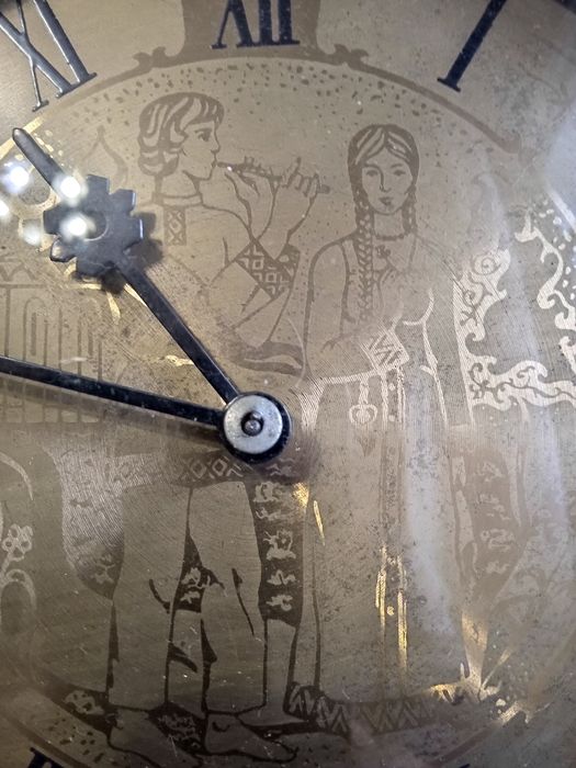 Часы Весна настольные СССР.