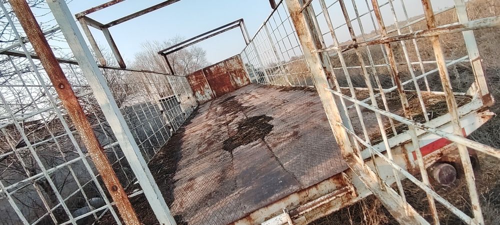 Прицеп пчеловодческий