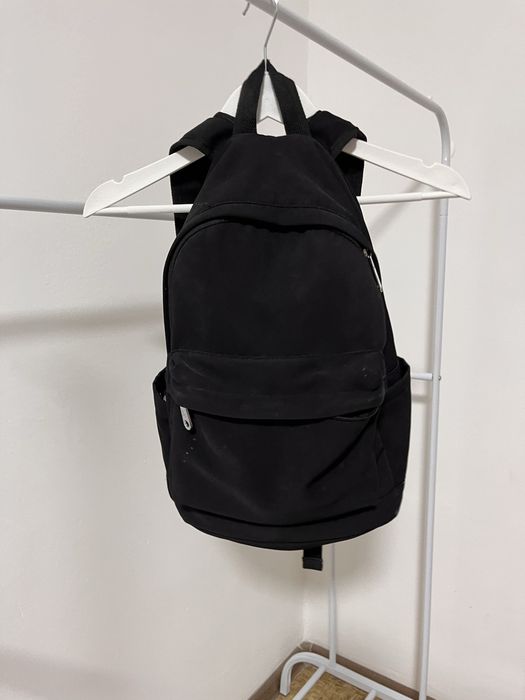 Продам новый стильнвй пуховик