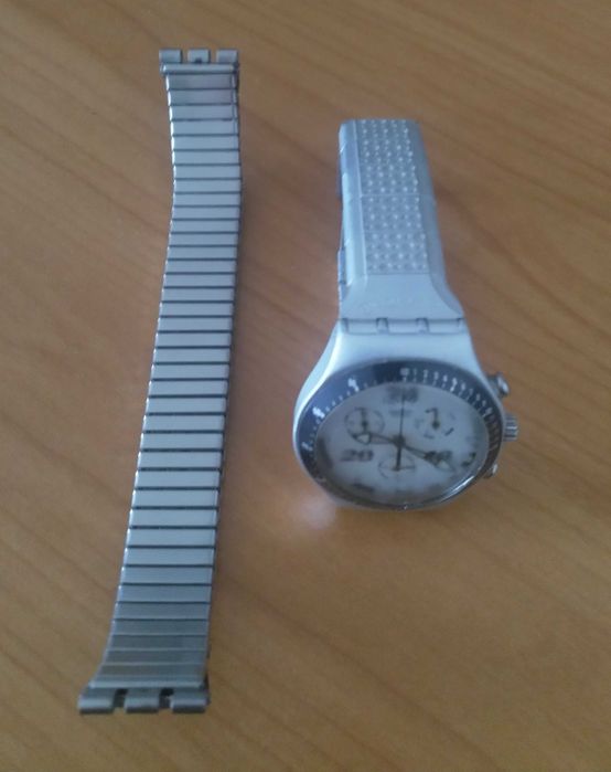 часовник  Swatch