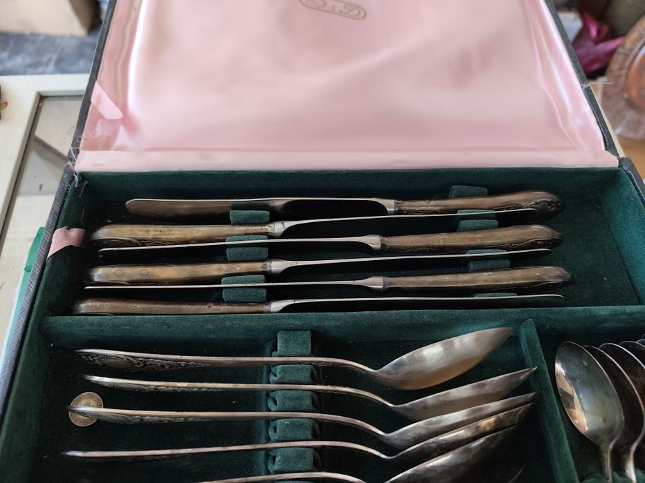 Руски прибори за хранене 24 части зид