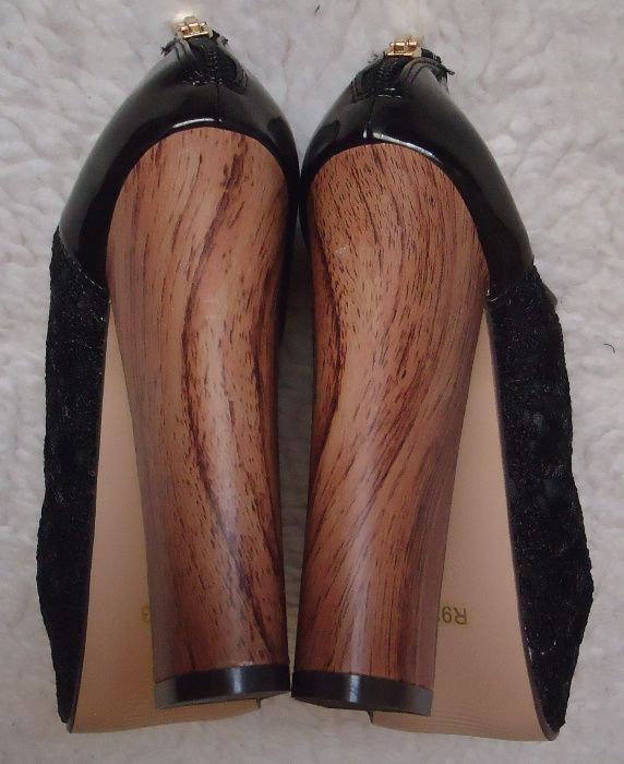 Botine dama negre dantela tocuri lemn 14 cm fermoar spate platforme