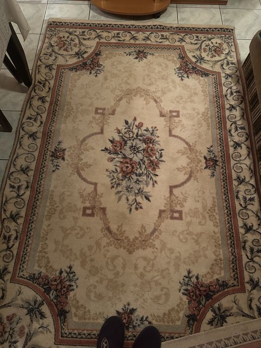 Персийски килим много запазен в добро състояние