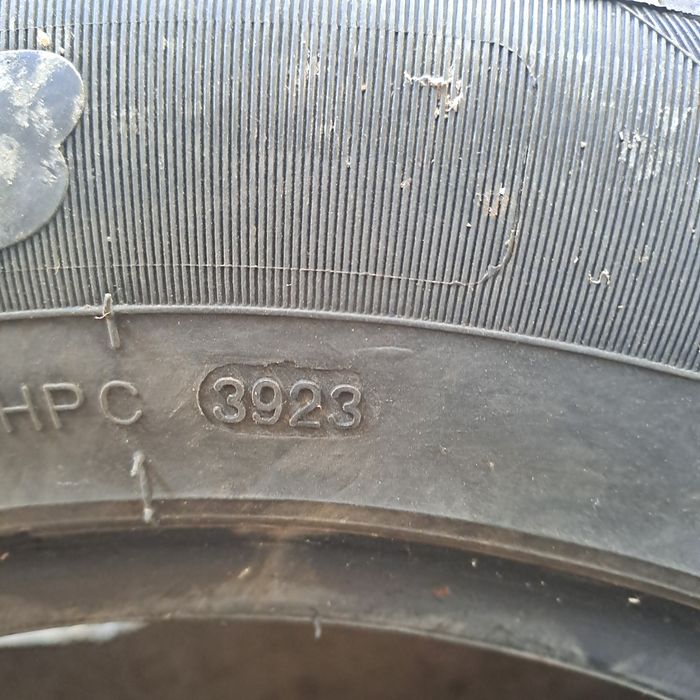 Зимния резина 185/65/14