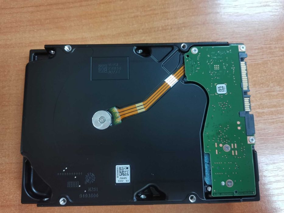 HDD Жесткий диск SEAGATE exos 16TB X18