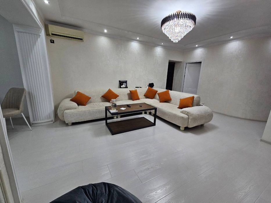 Продается 4х комнатная квартира 77 серия кирпич Ц6 метро минор