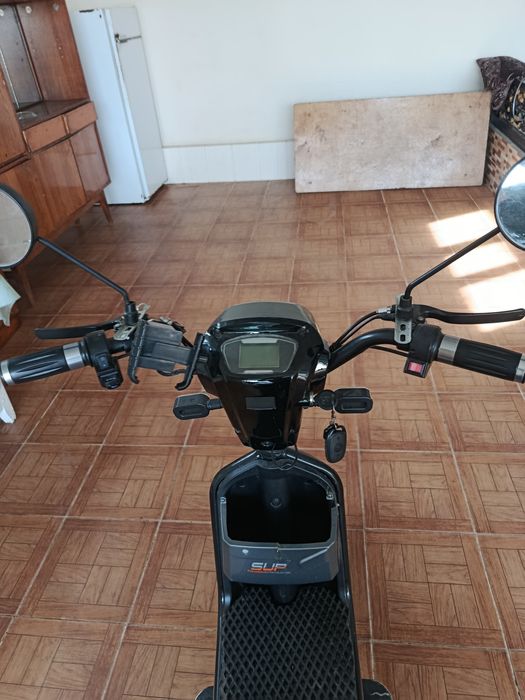 Скутер Sup в хорошем состоянии