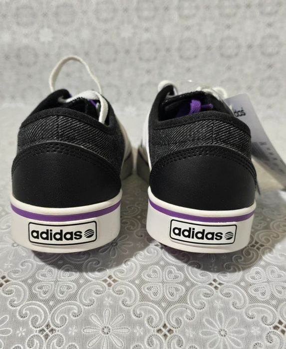 Asidasi dama Adidas Calneo, streetwear marime 37
