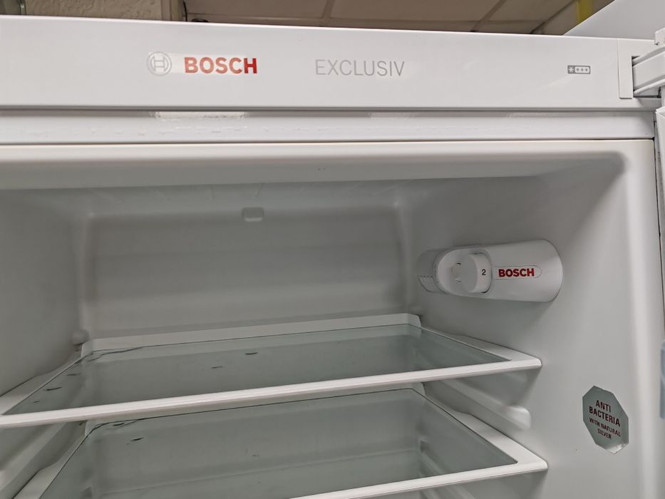 Комбиниран хладилник с фризер Бош Bosch с 2 години гаранция!