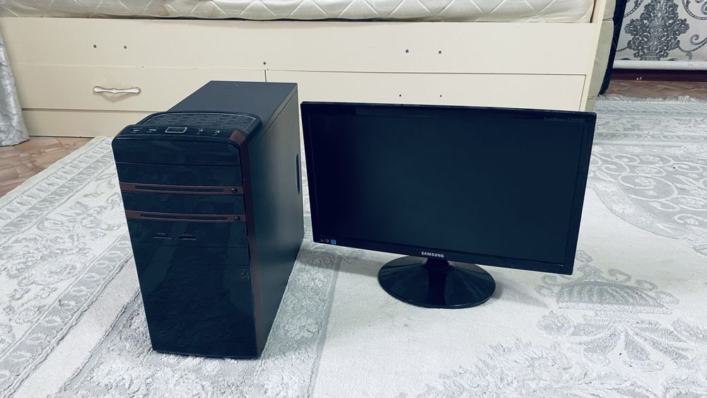 Компьютер САМСУНГ