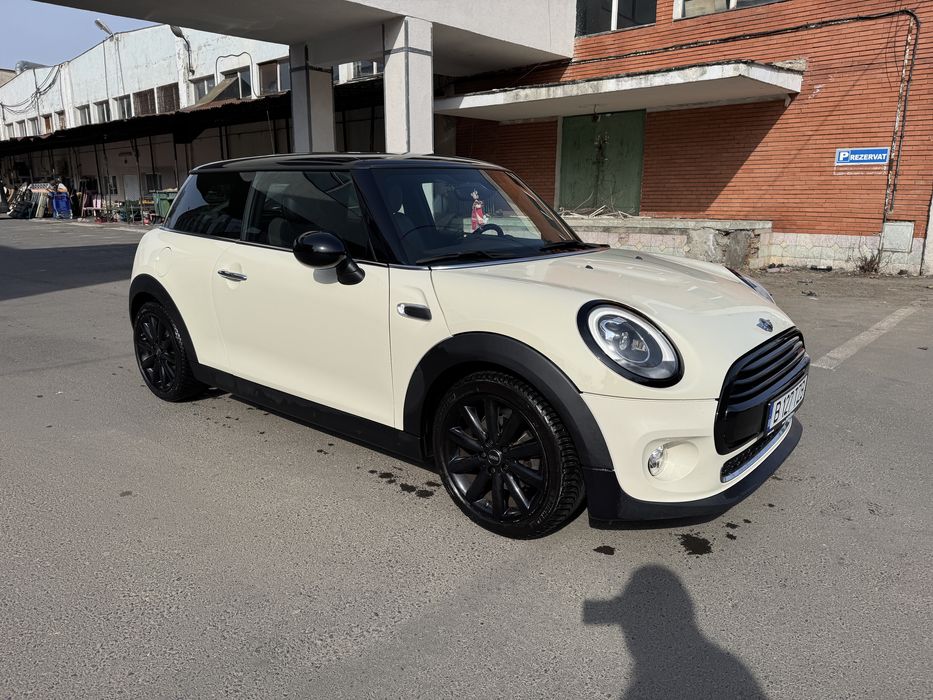 MINI Cooper F56 White & Black – Automat – Piele – Navigație – LED
