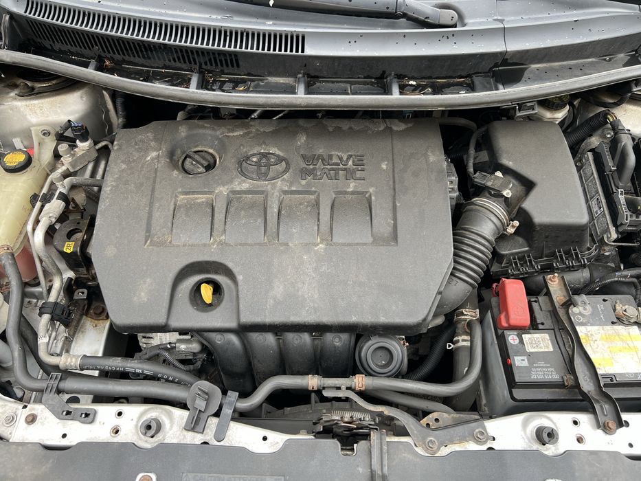 Toyota Auris 1.6, 2012