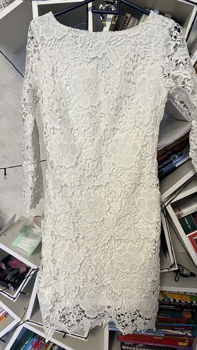 Кружевное платье