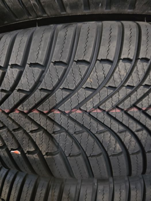 Anvelope allseason 215 60 17 noi