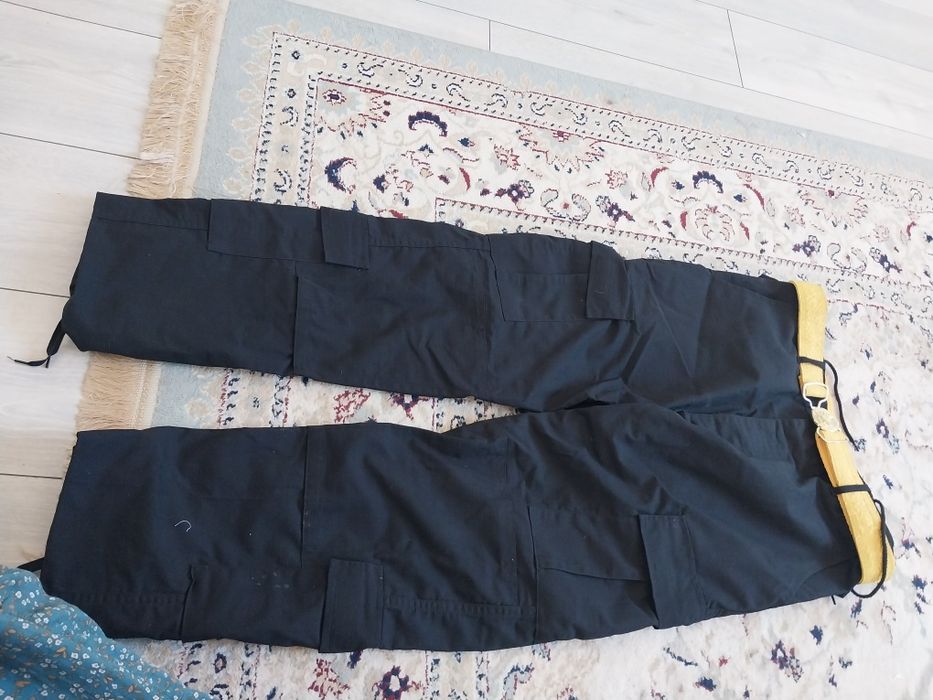 Армийский одежда