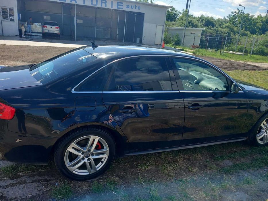 Autoturism Audi a4b8