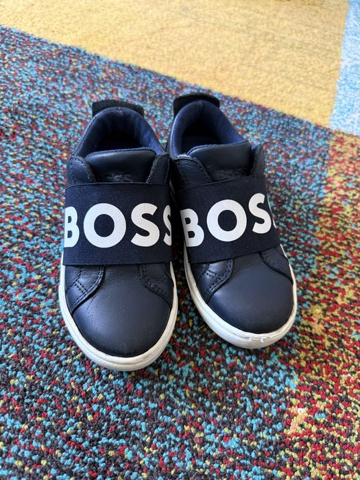 Adidasi piele Boss 27