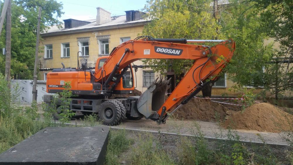 Услуги экскаватора. Аренда экскаватора.