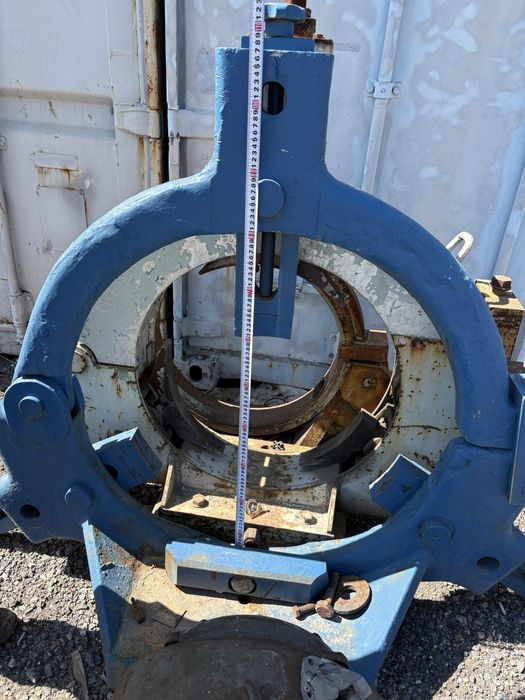 Продам люнеты на токарные станки