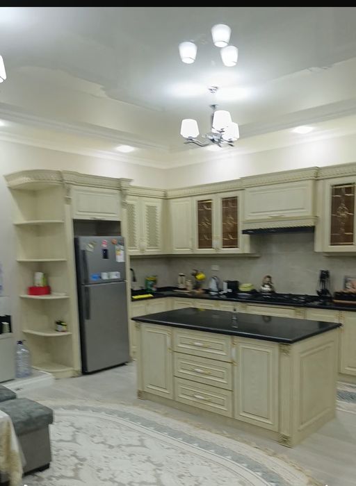 Срочна шахар марказида 10 соток ховли сотилади