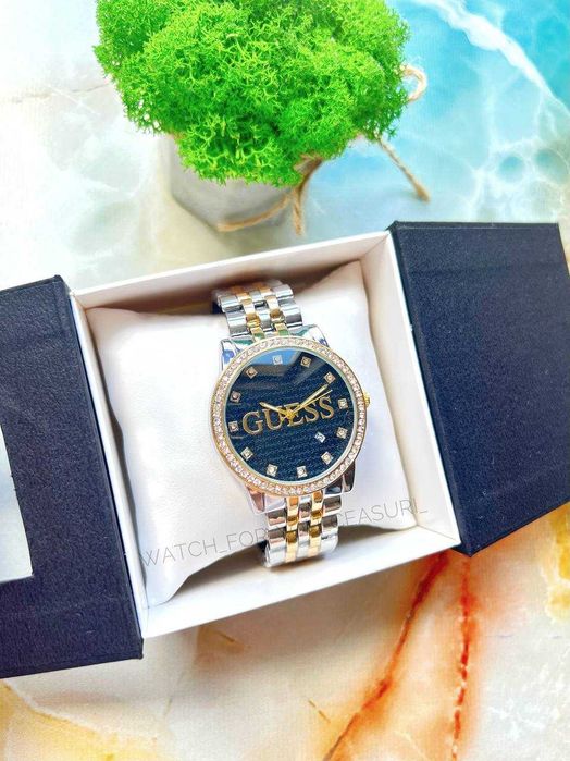 Ceas de mână damă Model 2 – Design Elegant – Cutie Cadou Inclusă