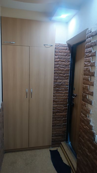 2 xonali kvartira sotiladi.