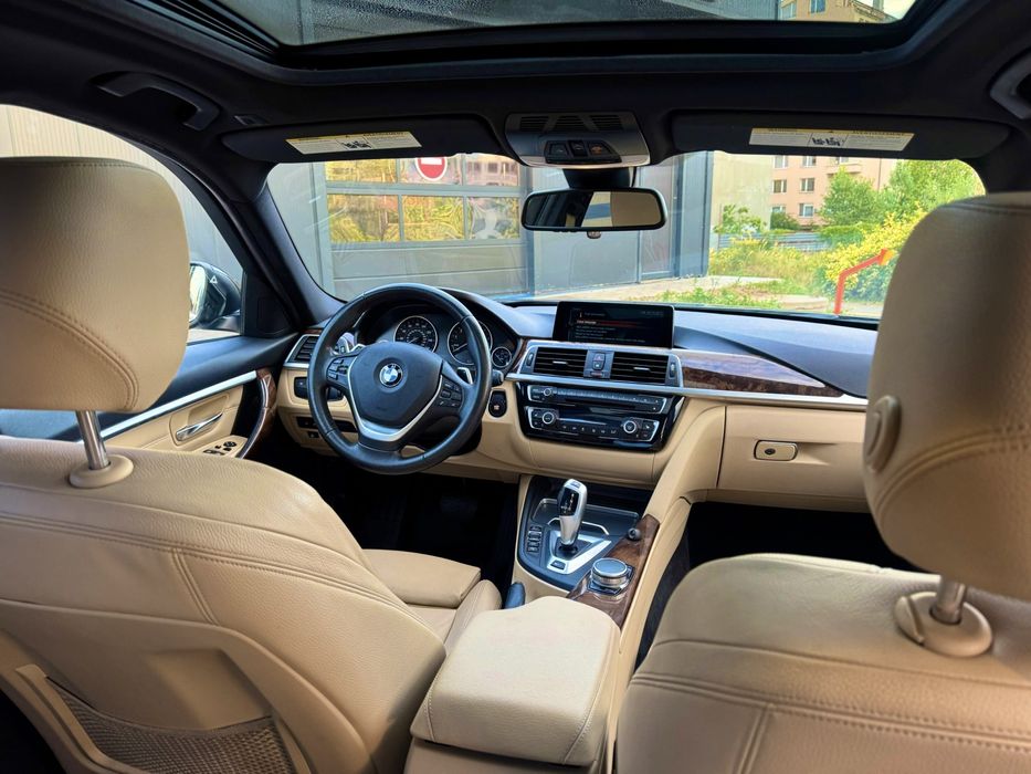 BMW 330e iPerformance - 2017 - €15500