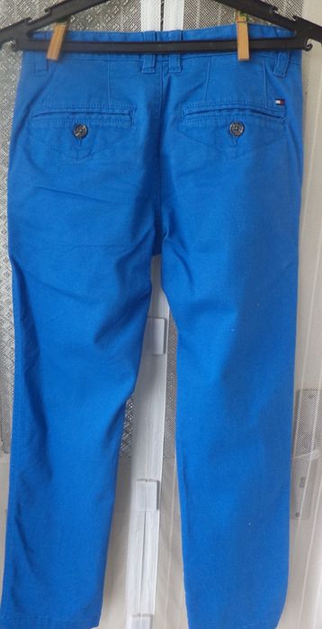 Лотове Tommy Hilfiger, Lévis , Zara