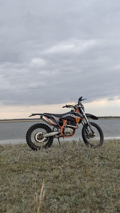 Эндуро кросс 250 кубов