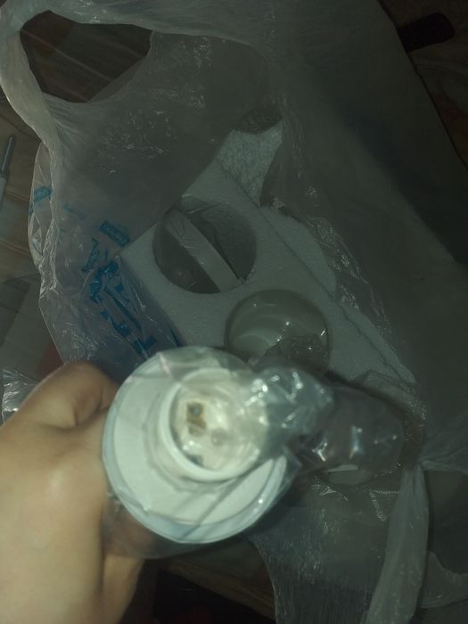 Продам люстру! Обсалютно новая!