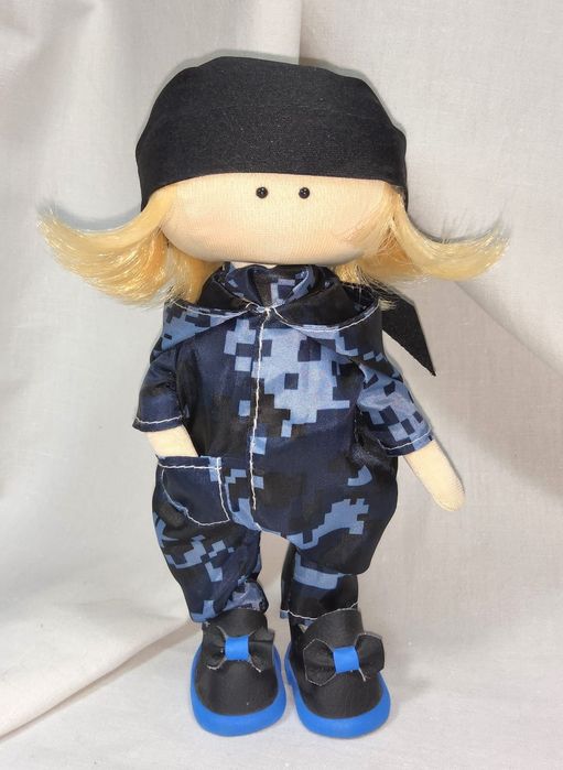 Продам  куклы и игрушки ручной работы.