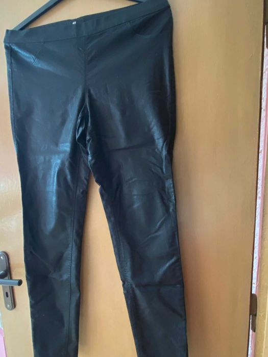 Дамски дънки на ластик