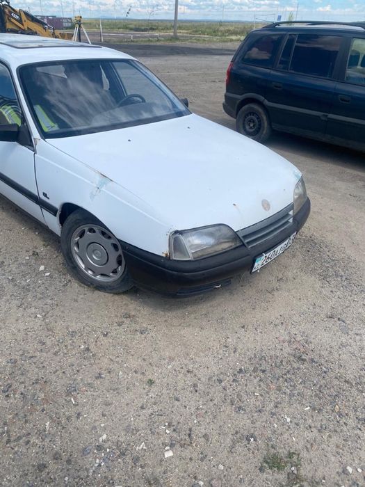 Продам 2 машины - оппель , opel