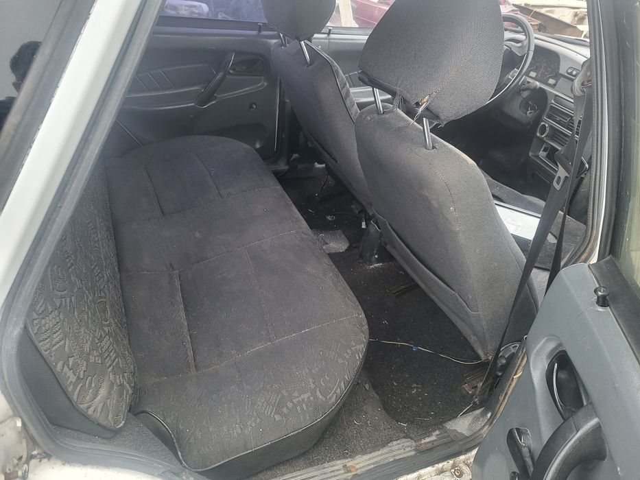 Продам по запчестям ваз 2115