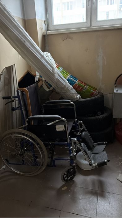 инвалидная коляска