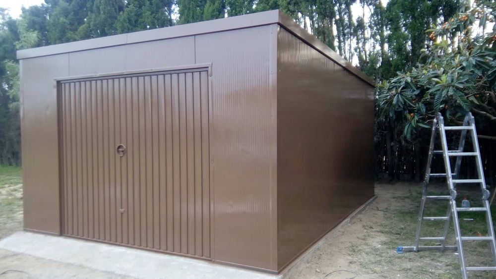 Vand garaje pe structura metalica 8x6m