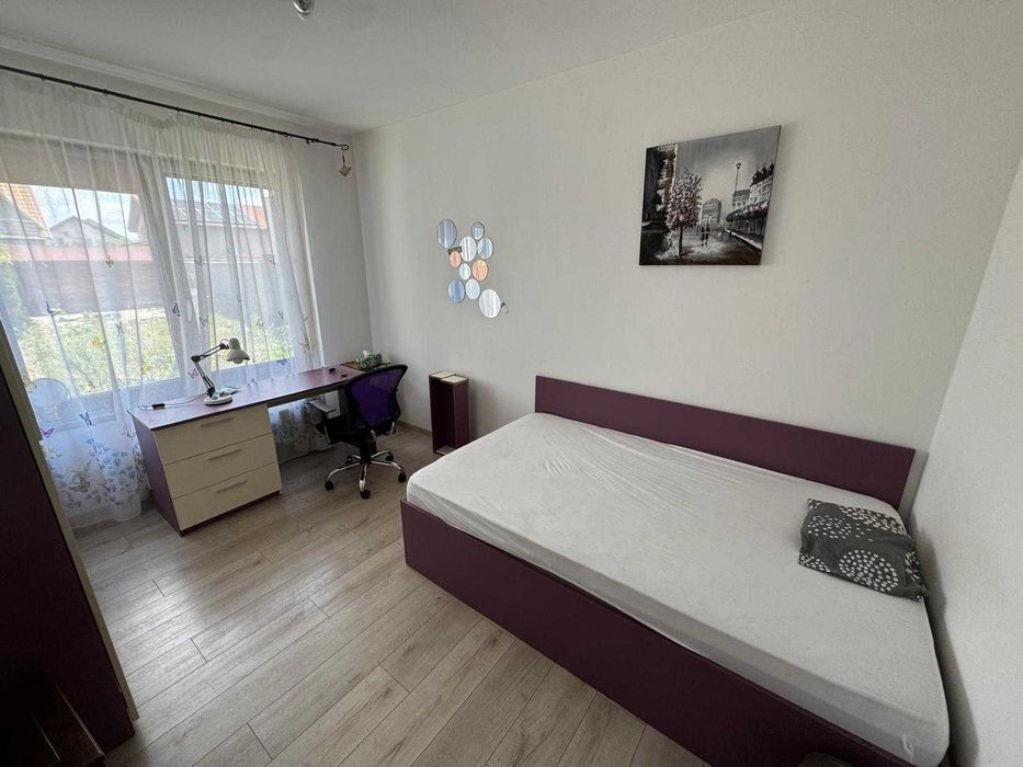Închiriez casa in Săcălaz ideală pentru firma sau familii ( 180 mp) 8 locuri de parcare