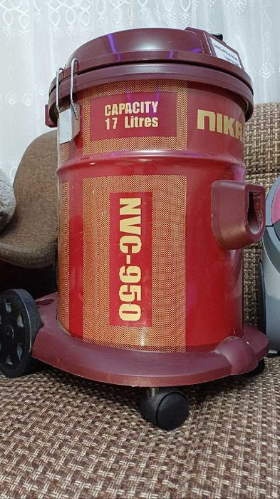 мини печь турецкая и два пылесоса Б/У