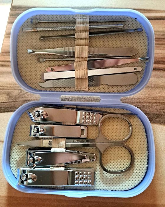 Kit(Trusă)Manichiură/Pedichiură!