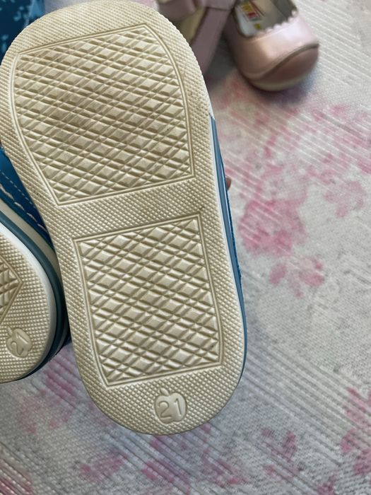 Ponki за прохождане за момче и момиче