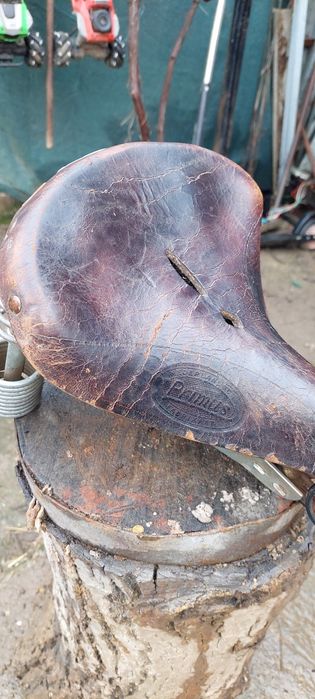 Vand șa de bicicleta